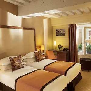*** Hotel Saint Honoré France